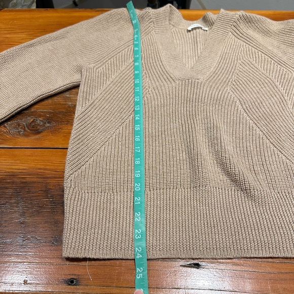 The Reset "Must Have V" Sweater, Tan, Women's Small - Picture 4 of 7